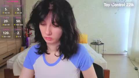 Snapshot of julissweet chatting on 07-25-26, 07:17 Asmodeus online show from 07-25-26, 07:17