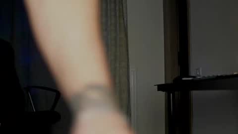 JULiUS   online show from 10-25-25, 08:03