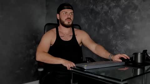 JULiUS   online show from 11-01-25, 10:12