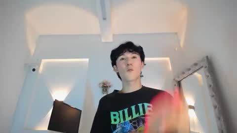 jullian online show from 04-28-26, 09:09