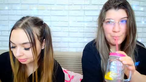 Snapshot of jullymood chatting on 02-08-26, 01:42 DoubleCherry online show from 02-08-26, 01:42