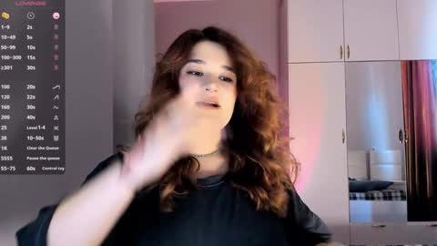 Julie online show from 01-30-25, 09:04