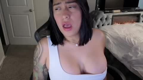 julyclb online show from 04-20-26, 01:47