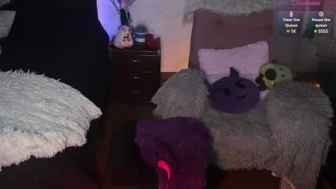 Maria  online show from 12-15-24, 08:36