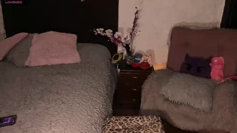 Maria  online show from 03-02-25, 07:43