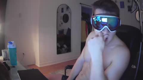 Snapshot of juniormadison69 chatting on 02-03-25, 01:41 Junior Madison online show from 02-03-25, 01:41