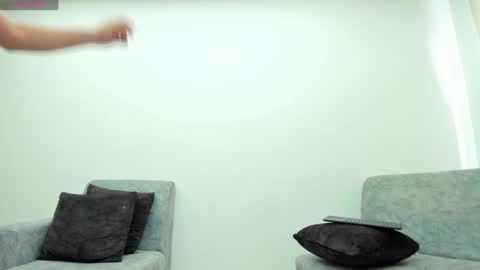 Snapshot of juniormorris_ chatting on 12-06-24, 09:46 Junior online show from 12-06-24, 09:46