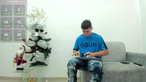 Snapshot of juniormorris_ chatting on 01-11-25, 08:54 Junior online show from 01-11-25, 08:54