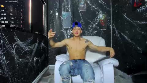 Snapshot of juniormorris_ chatting on 09-12-25, 09:26 Junior online show from 09-12-25, 09:26