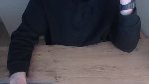 junk2711 online show from 02-08-25, 03:21