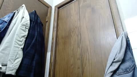 Snapshot of junk_yard_dog chatting on 01-28-25, 01:27 Dave online show from 01-28-25, 01:27