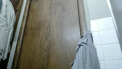 Snapshot of junk_yard_dog chatting on 03-08-25, 01:47 Dave online show from 03-08-25, 01:47