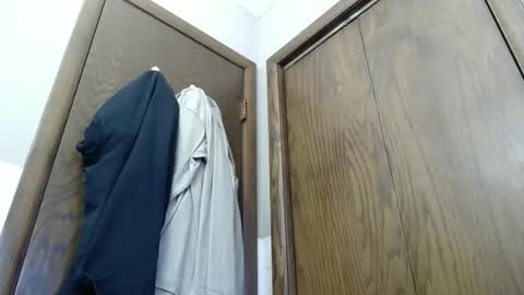 Dave online show from 02-15-26, 05:09