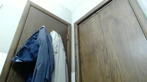 Snapshot of junk_yard_dog chatting on 06-17-26, 12:18 Dave online show from 06-17-26, 12:18