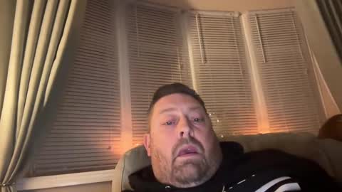 Snapshot of junky345 chatting on 01-08-25, 06:20 Junky online show from 01-08-25, 06:20