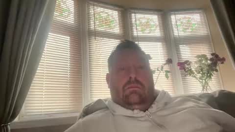 Snapshot of junky345 chatting on 02-19-25, 01:39 Junky online show from 02-19-25, 01:39