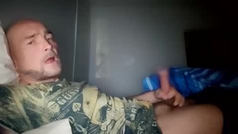 Snapshot of jurokplayer36 chatting on 10-24-25, 11:56 Yuri online show from 10-24-25, 11:56