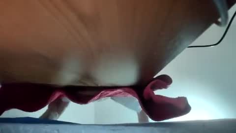 Snapshot of jurokplayer36 chatting on 10-28-25, 03:43 Yuri online show from 10-28-25, 03:43