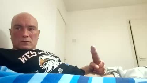 Snapshot of jurokplayer36 chatting on 10-29-25, 10:00 Yuri online show from 10-29-25, 10:00