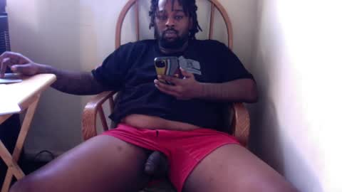 Snapshot of just2real chatting on 12-19-24, 03:19 Real online show from 12-19-24, 03:19