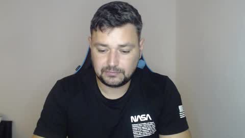 Alex online show from 11-23-25, 11:21