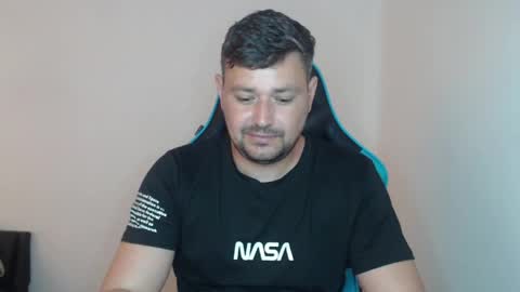 Snapshot of just_a_nice_guy_27 chatting on 05-06-26, 11:37 Alex online show from 05-06-26, 11:37