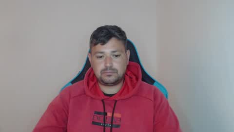 Snapshot of just_a_nice_guy_27 chatting on 05-13-26, 11:29 Alex online show from 05-13-26, 11:29