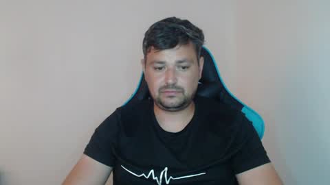 Snapshot of just_a_nice_guy_27 chatting on 05-30-26, 11:29 Alex online show from 05-30-26, 11:29