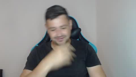 Snapshot of just_a_nice_guy_27 chatting on 06-18-26, 11:25 Alex online show from 06-18-26, 11:25