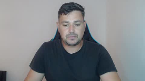 Snapshot of just_a_nice_guy_27 chatting on 06-19-26, 11:25 Alex online show from 06-19-26, 11:25