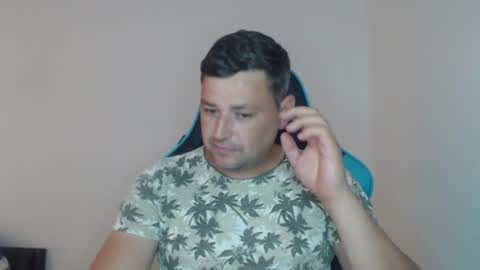 Snapshot of just_a_nice_guy_27 chatting on 07-03-26, 11:27 Alex online show from 07-03-26, 11:27