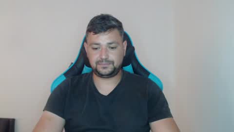 Snapshot of just_a_nice_guy_27 chatting on 07-14-26, 11:27 Alex online show from 07-14-26, 11:27