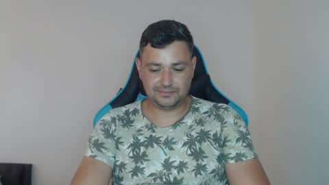 Snapshot of just_a_nice_guy_27 chatting on 07-15-26, 11:26 Alex online show from 07-15-26, 11:26