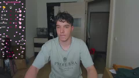 Snapshot of just_edwins chatting on 07-07-26, 05:06 Edwins online show from 07-07-26, 05:06