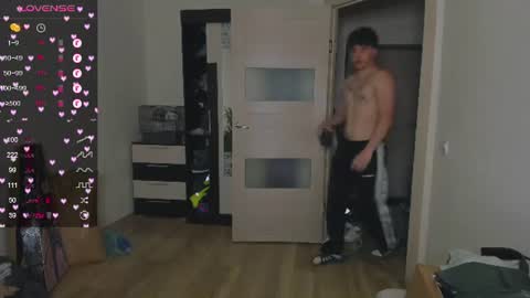 Snapshot of just_edwins chatting on 07-20-26, 05:04 Edwins online show from 07-20-26, 05:04