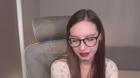 Snapshot of just_emmy chatting on 06-28-26, 05:35 just call me Emmy online show from 06-28-26, 05:35
