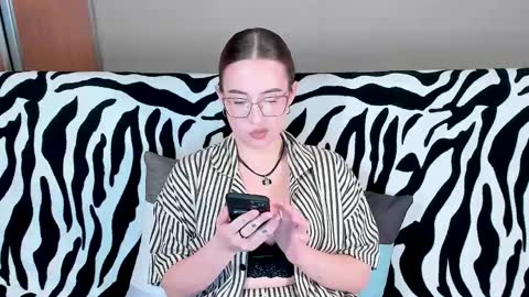 Snapshot of just_fucked chatting on 01-08-25, 12:47 Nika and Mark online show from 01-08-25, 12:47