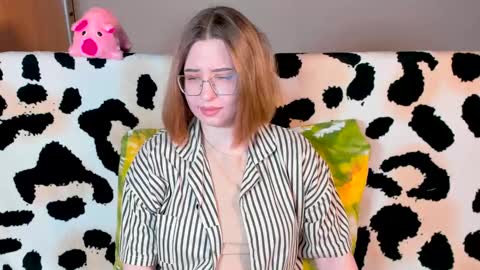 Snapshot of just_fucked chatting on 02-10-25, 08:21 Nika and Mark online show from 02-10-25, 08:21