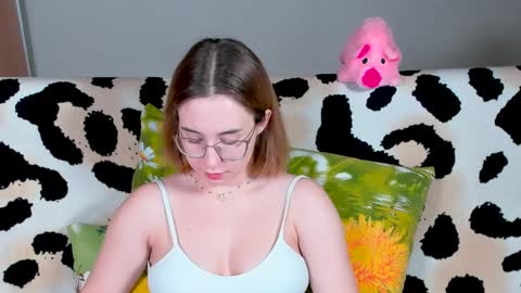 Snapshot of just_fucked chatting on 02-19-25, 01:18 Nika and Mark online show from 02-19-25, 01:18