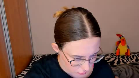 Snapshot of just_fucked chatting on 09-12-25, 07:36 Nika and Mark online show from 09-12-25, 07:36