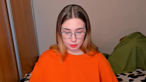 Snapshot of just_fucked chatting on 09-17-25, 09:38 Nika and Mark online show from 09-17-25, 09:38