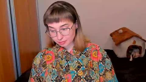 Snapshot of just_fucked chatting on 10-02-25, 09:22 Nika and Mark online show from 10-02-25, 09:22