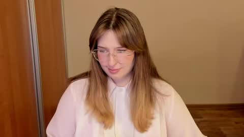 Nika and Mark online show from 07-28-26, 04:05