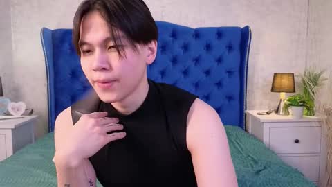 just_gay_ online show from 03-06-25, 11:31