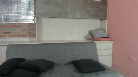 danny black top 19 years and sophie blonde girl  19 years the boy is Max online show from 01-16-26, 08:35