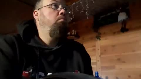 Snapshot of just_hangin_around chatting on 11-04-25, 02:49 just_hangin_around online show from 11-04-25, 02:49