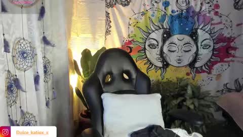 Snapshot of just_katiex chatting on 02-10-25, 10:20 Sofia online show from 02-10-25, 10:20