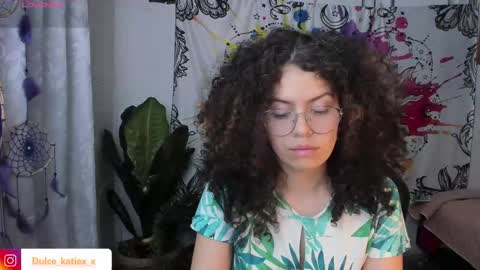 Snapshot of just_katiex chatting on 02-14-25, 01:56 Sofia online show from 02-14-25, 01:56