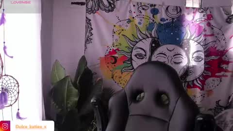 Snapshot of just_katiex chatting on 02-19-25, 06:21 Sofia online show from 02-19-25, 06:21