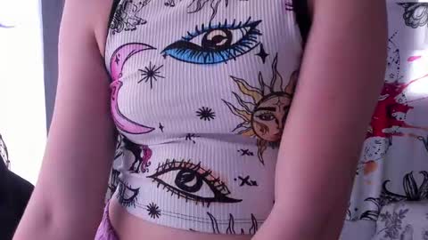 Snapshot of just_katiex chatting on 02-21-25, 07:54 Sofia online show from 02-21-25, 07:54